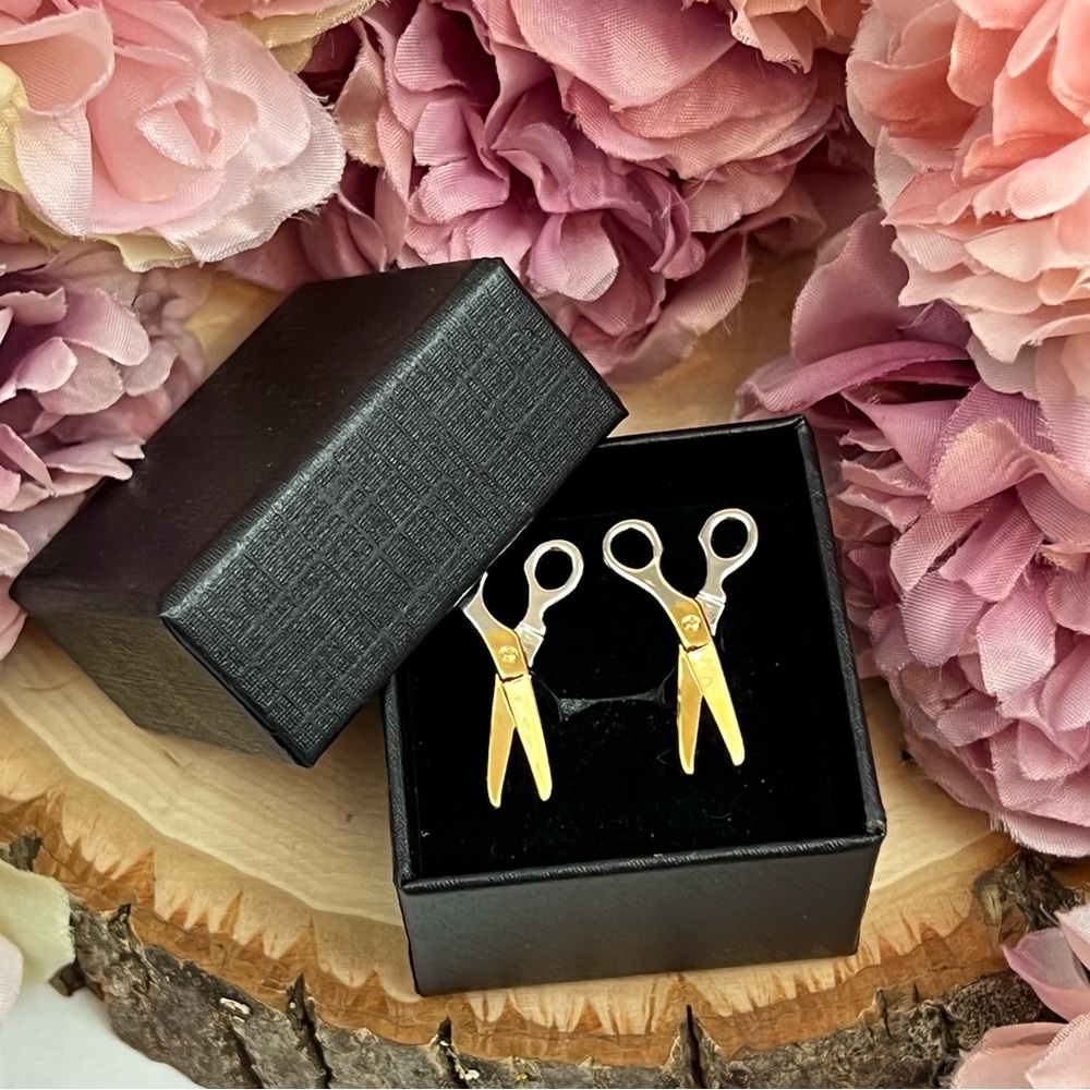 Gold and Silver Scissor Cufflinks - Picture 13 of 15
